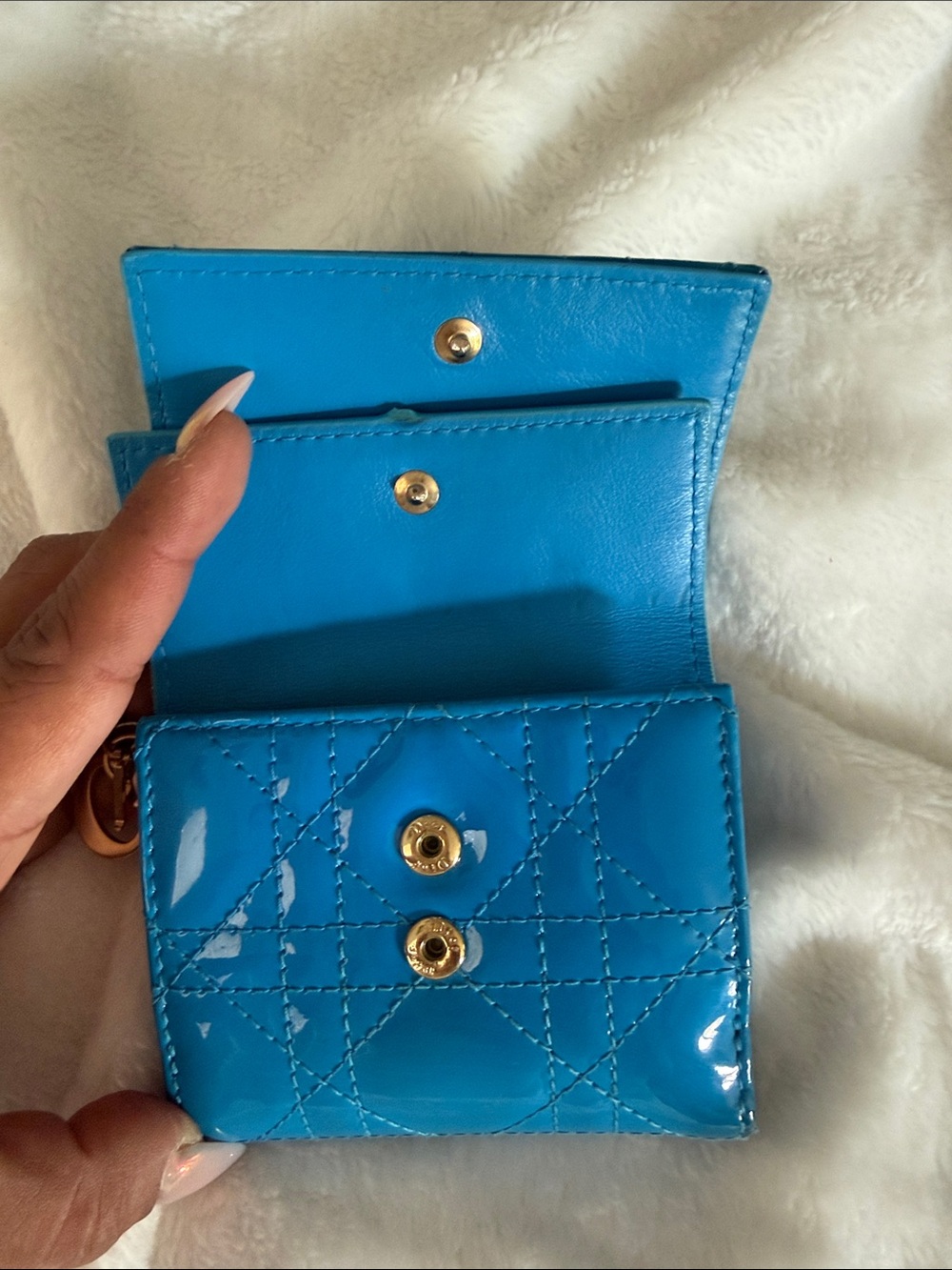 Christian Dior Lady Dior Cannage Patent Leather Turquoise Wallet - Picture 7 of 12